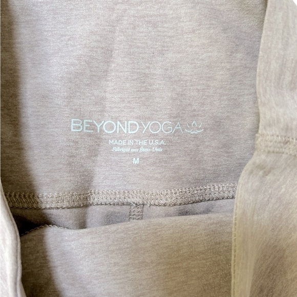 Beyond Yoga | Spacedye Caught In The Midi High Waisted Legging, Size Medium - Picture 8 of 9